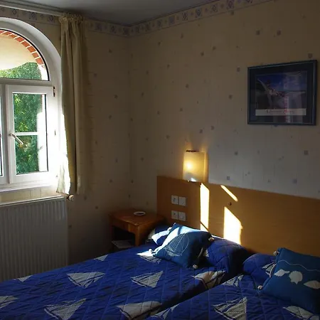 Du Parc 2* كابورغ